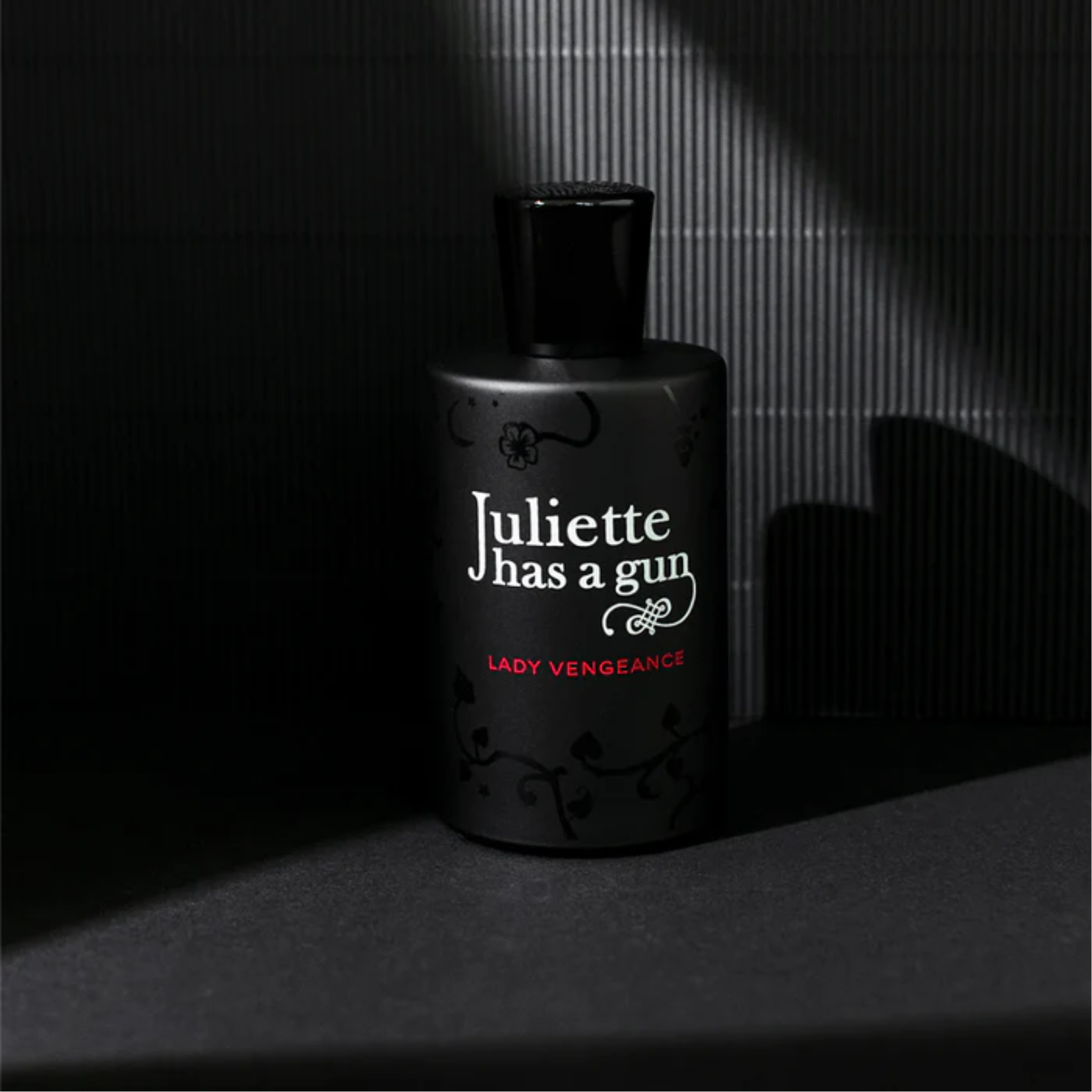 Juliette Has A Gun Vengeance Extreme Perfume Samples